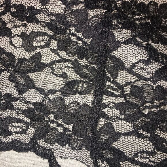 Cache lace overlay tank size medium - Picture 6 of 7